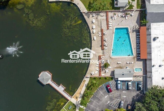 11241 Dollar Lake Dr in Port Richey, FL - Building Photo - Building Photo