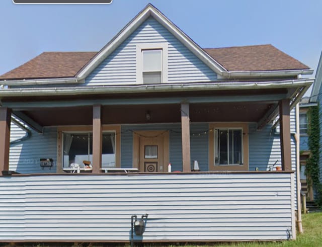 property at 809 Louise Ave