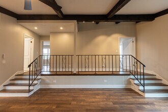 5643 S Harlem Ave in Chicago, IL - Building Photo - Building Photo
