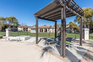 Maravilla in Glendale, AZ - Building Photo