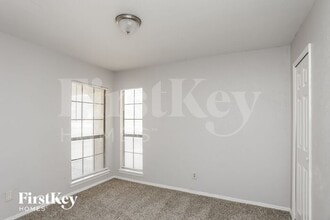 608 Nora Ln in Desoto, TX - Building Photo - Building Photo