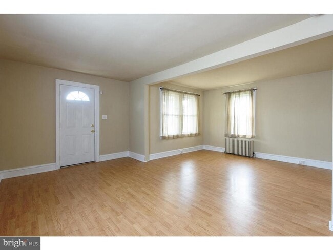 374 Dehaven St in Conshohocken, PA - Building Photo - Building Photo