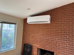 3858 Bentley Ave in Culver City, CA - Building Photo - Building Photo