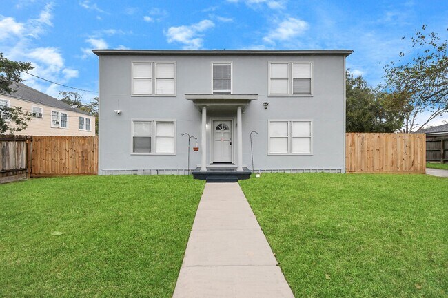 116 Marian Ave-Unit -6 in Baytown, TX - Building Photo - Building Photo