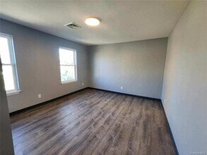 25 Walnut St, Unit 2 in Walden, NY - Building Photo - Building Photo