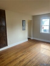 14211 Bermuda Ave in Chester, VA - Building Photo - Building Photo