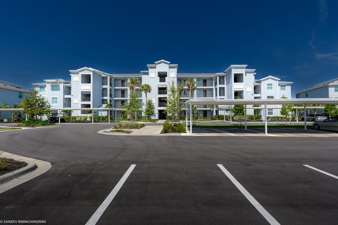 14051 Heritage Landing Blvd in Punta Gorda, FL - Building Photo