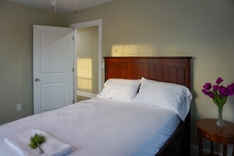 3703 Market St in Houston, TX - Building Photo - Building Photo