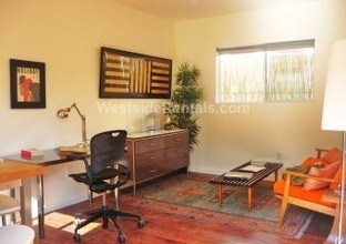 The Willow Brook Bungalows in Los Angeles, CA - Building Photo - Other