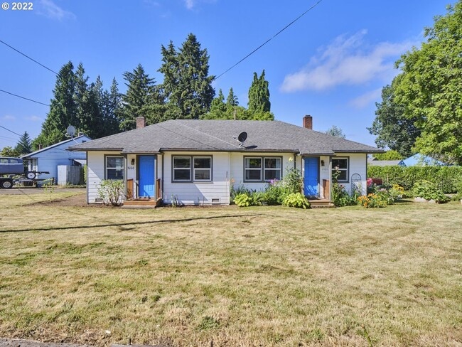 property at 3008 Unander Ave