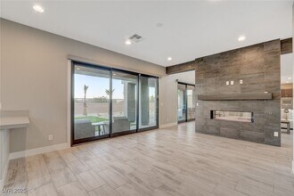 4056 Desert Trce Ct in Las Vegas, NV - Building Photo - Building Photo