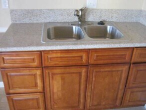 2046 S Mountain View Ave in Anaheim, CA - Building Photo - Building Photo