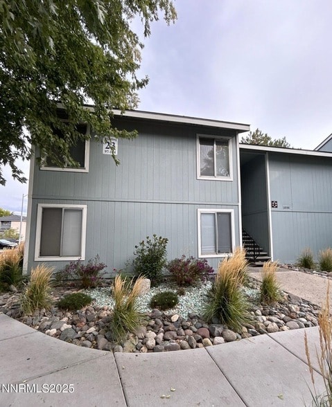 4604 Neil Rd, Unit 98 in Reno, NV - Building Photo - Building Photo