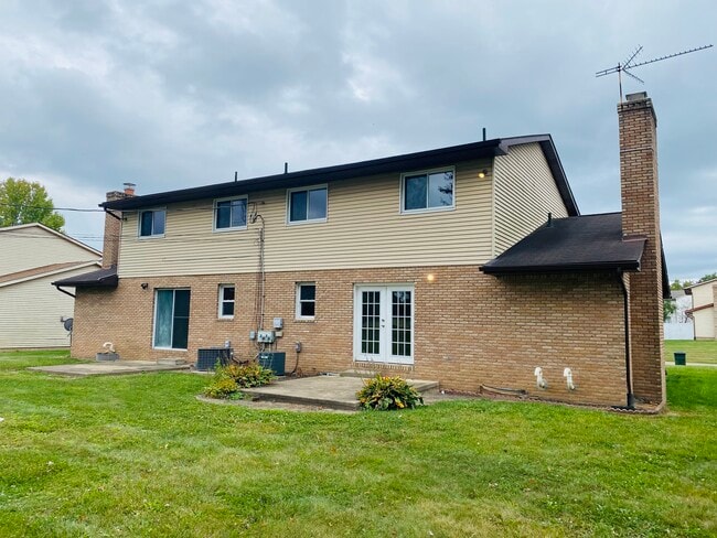 5764 Kentview Ave NW, Unit 5764 in North Canton, OH - Building Photo - Building Photo