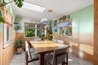 1331 Rainier Ave in Bremerton, WA - Building Photo - Building Photo