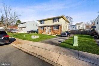 144 New Cedar Ln, Unit 2 in Hamilton Township, NJ - Building Photo - Building Photo