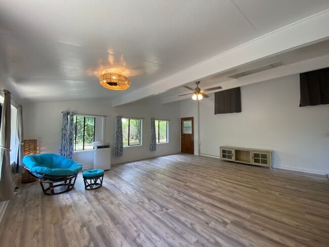 54-391-391 Hospital Rd in Kapaau, HI - Building Photo - Building Photo