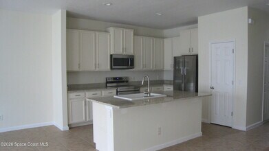 2660 Revolution St in Melbourne, FL - Building Photo - Building Photo