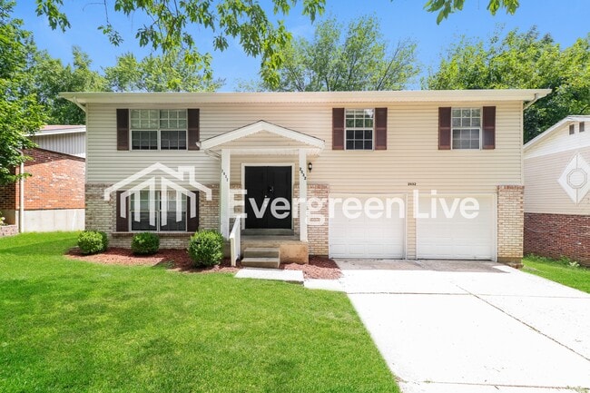 property at 2032 Farflung Dr