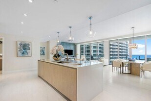 3100 N Ocean Dr, Unit H-1505 in Riviera Beach, FL - Building Photo