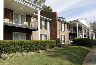 Vinings RiverVue in Atlanta, GA - Foto de edificio - Building Photo