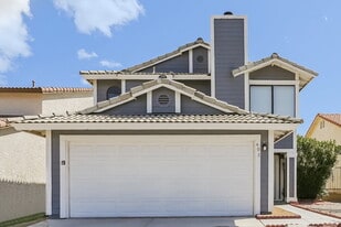 405 Tobler Dr in Las Vegas, NV - Building Photo