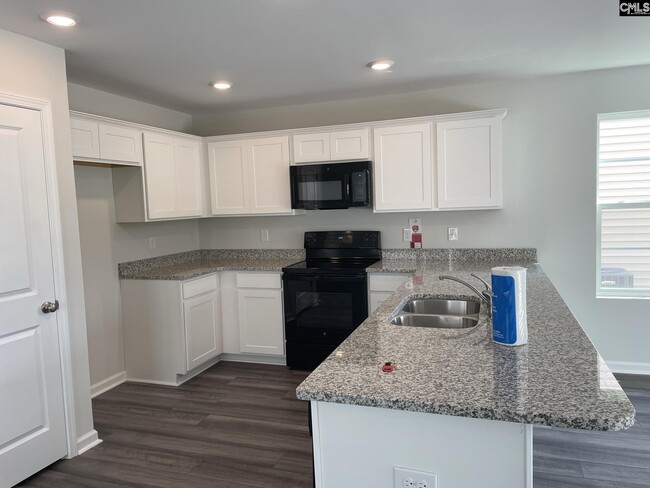 372 Keeble Dr in Columbia, SC - Building Photo - Building Photo