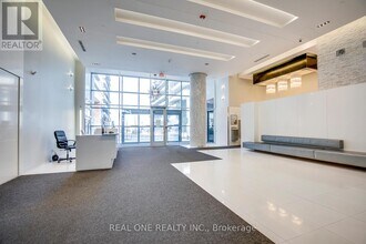 56 Annie Craig Dr in Toronto, ON - Building Photo - Building Photo