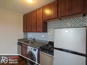 510 W Arlington Pl, Unit 4 in Chicago, IL - Building Photo - Building Photo