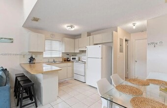 1160 SW 9th St in Miami, FL - Building Photo - Building Photo