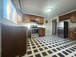 48 Tappan St in Everett, MA - Building Photo - Building Photo