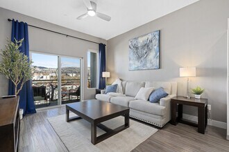 380 S 400 E in Salt Lake City, UT - Building Photo - Building Photo