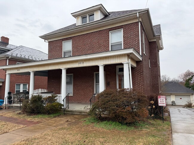 property at 2216-2218 Memorial Ave SW