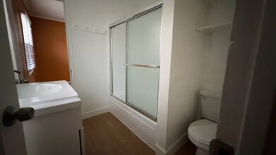 4873 Ascot Ave in Los Angeles, CA - Building Photo - Building Photo