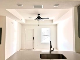 3164 Oleander Ave in Fort Pierce, FL - Building Photo