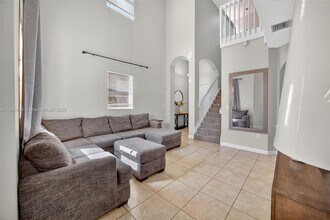 379 NE 25th Terrace in Homestead, FL - Building Photo - Building Photo