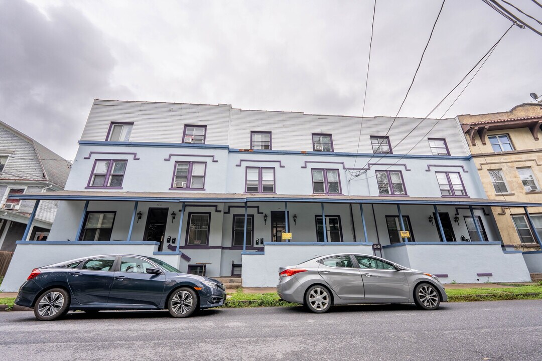 3 Terrace St in Wilkes-Barre, PA - Building Photo