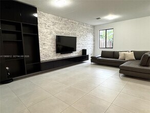 13627 SW 157th Ct in Miami, FL - Building Photo - Building Photo