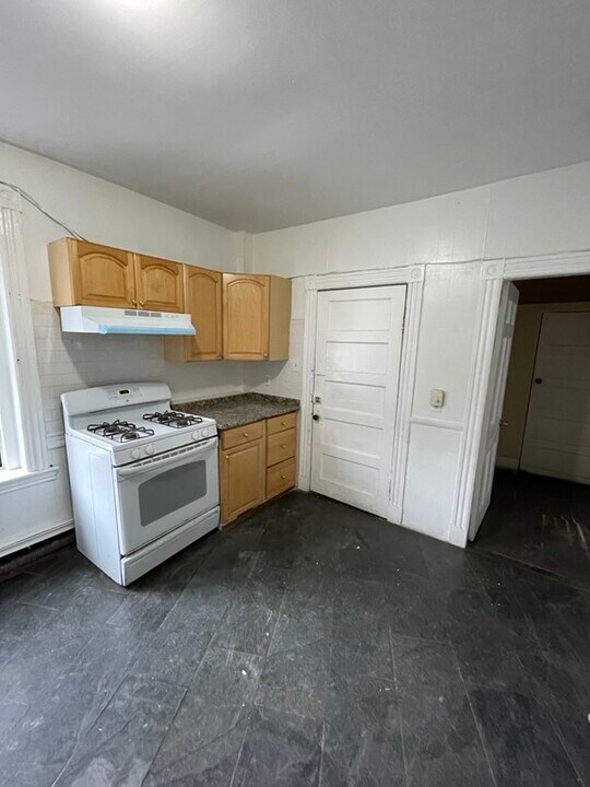 62 Empire St, Unit #1 in Boston, MA - Building Photo