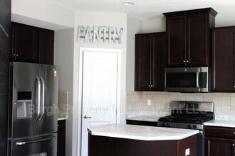 331 Greene Dr in Jefferson Hills, PA - Building Photo - Building Photo