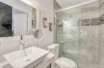 3727 Byrd St in San Diego, CA - Building Photo - Building Photo