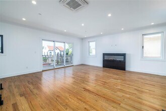 622 W Penn St in Long Beach, NY - Building Photo - Building Photo