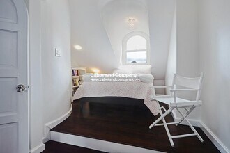 124 Beacon St, Unit PHF in Boston, MA - Building Photo - Building Photo