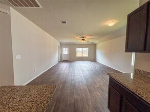 5704 Ronee Leah Dr in Austin, TX - Building Photo - Building Photo