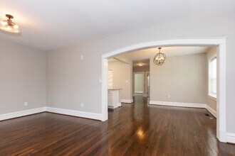 1035 Grandview Pl in St. Louis, MO - Building Photo - Building Photo