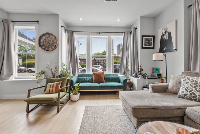 761 Washington St in Boston, MA - Building Photo - Building Photo