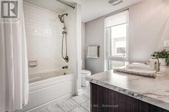 100 Dufay Rd in Brampton, ON - Building Photo - Building Photo