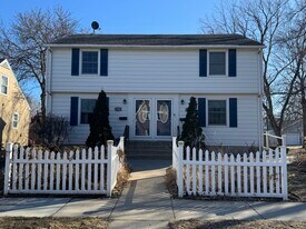 635 Grant Ave, Unit 635 in North Mankato, MN - Building Photo
