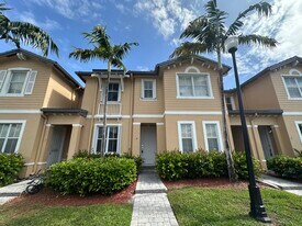 2929 SE 2nd St, Unit 4 in Homestead, FL - Building Photo