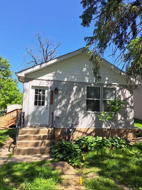 35627 Grove in Ingleside, IL - Building Photo